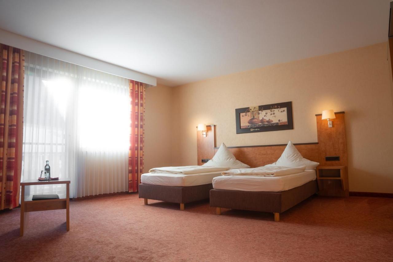 Hotel Gasthof Kaesser Ansbach Luaran gambar
